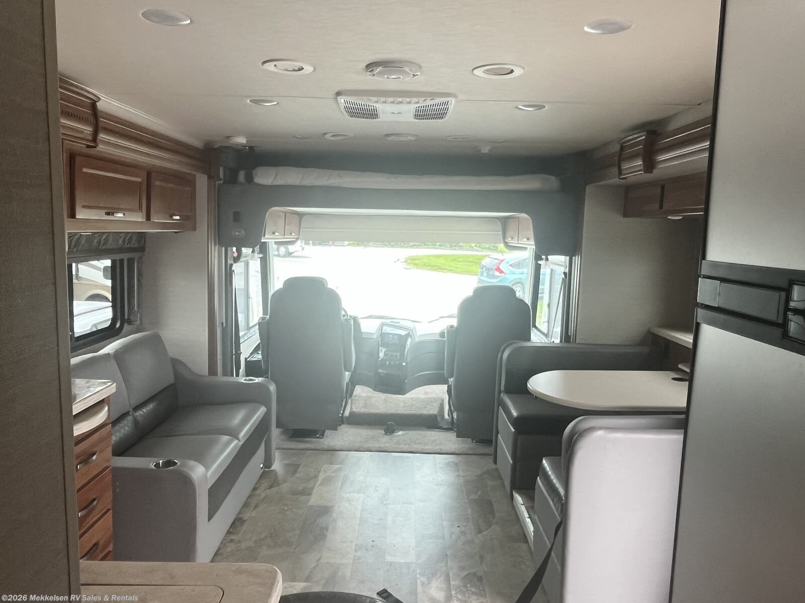 2018 Precept JAYCO  31UL by Jayco from Mekkelsen RV Sales & Rentals in East Montpelier, Vermont