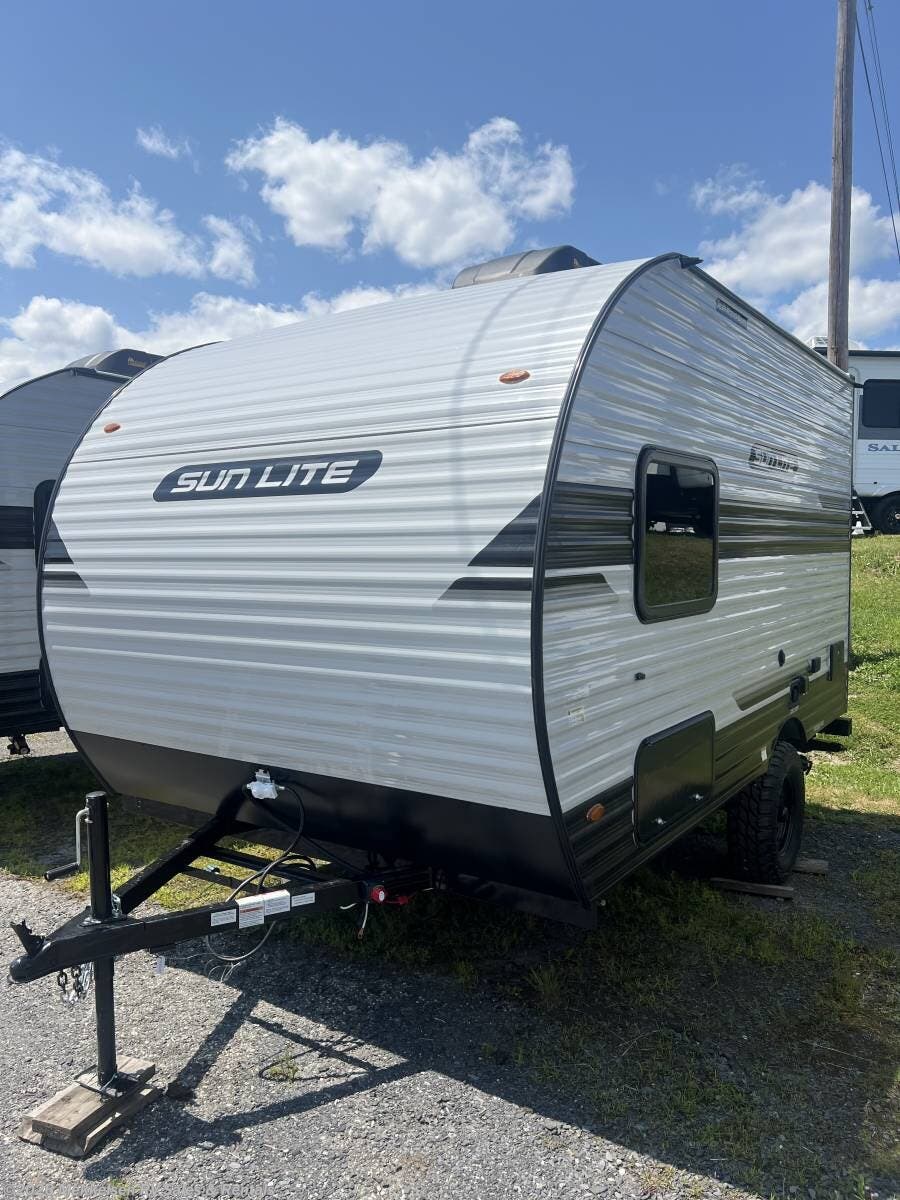 2027 Sunset Park RV SUNLITE 13MJ LTD - New Travel Trailer For Sale by Mekkelsen RV Sales & Rentals in East Montpelier, Vermont