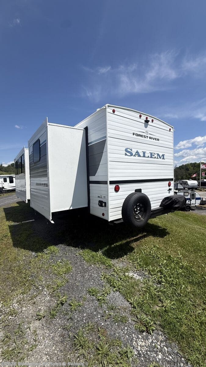 2027 Salem 31KQBTS by Forest River from Mekkelsen RV Sales & Rentals in East Montpelier, Vermont