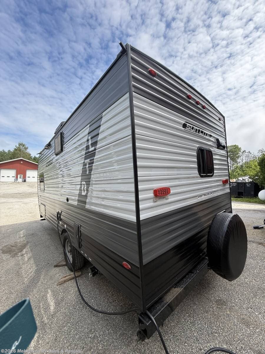 2024 Sunlite 19RK by Sunset Park RV from Mekkelsen RV Sales & Rentals in East Montpelier, Vermont