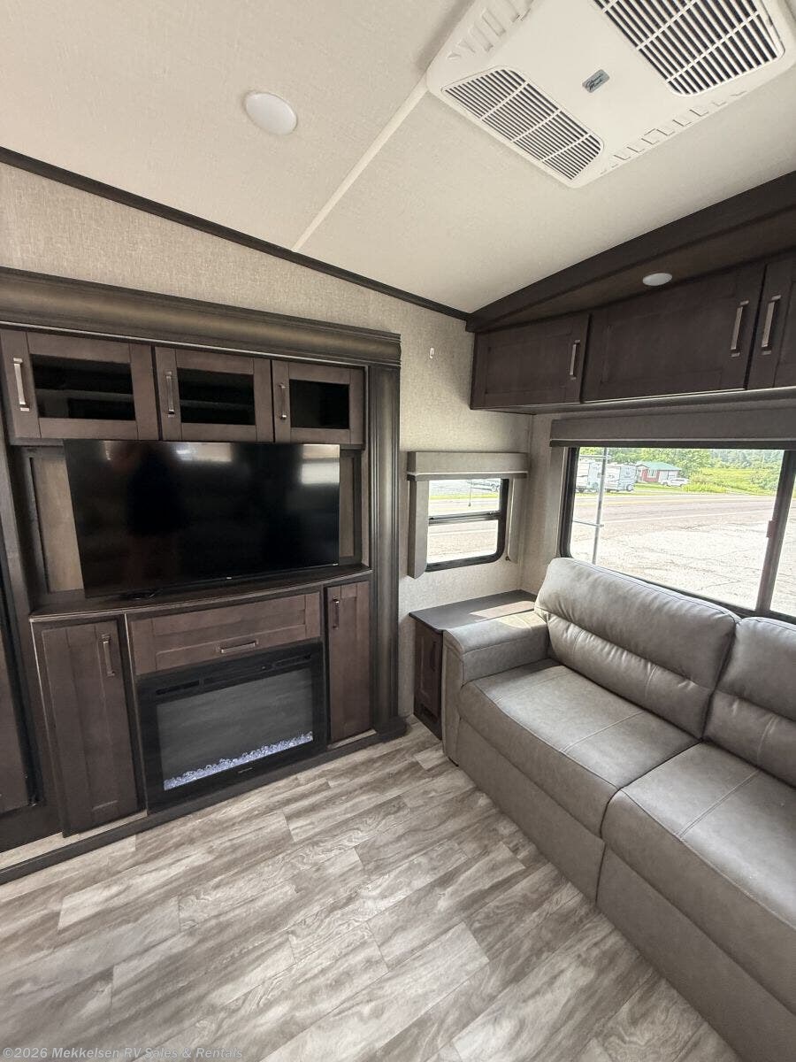 2020 Reflection 29RS by Grand Design from Mekkelsen RV Sales & Rentals in East Montpelier, Vermont