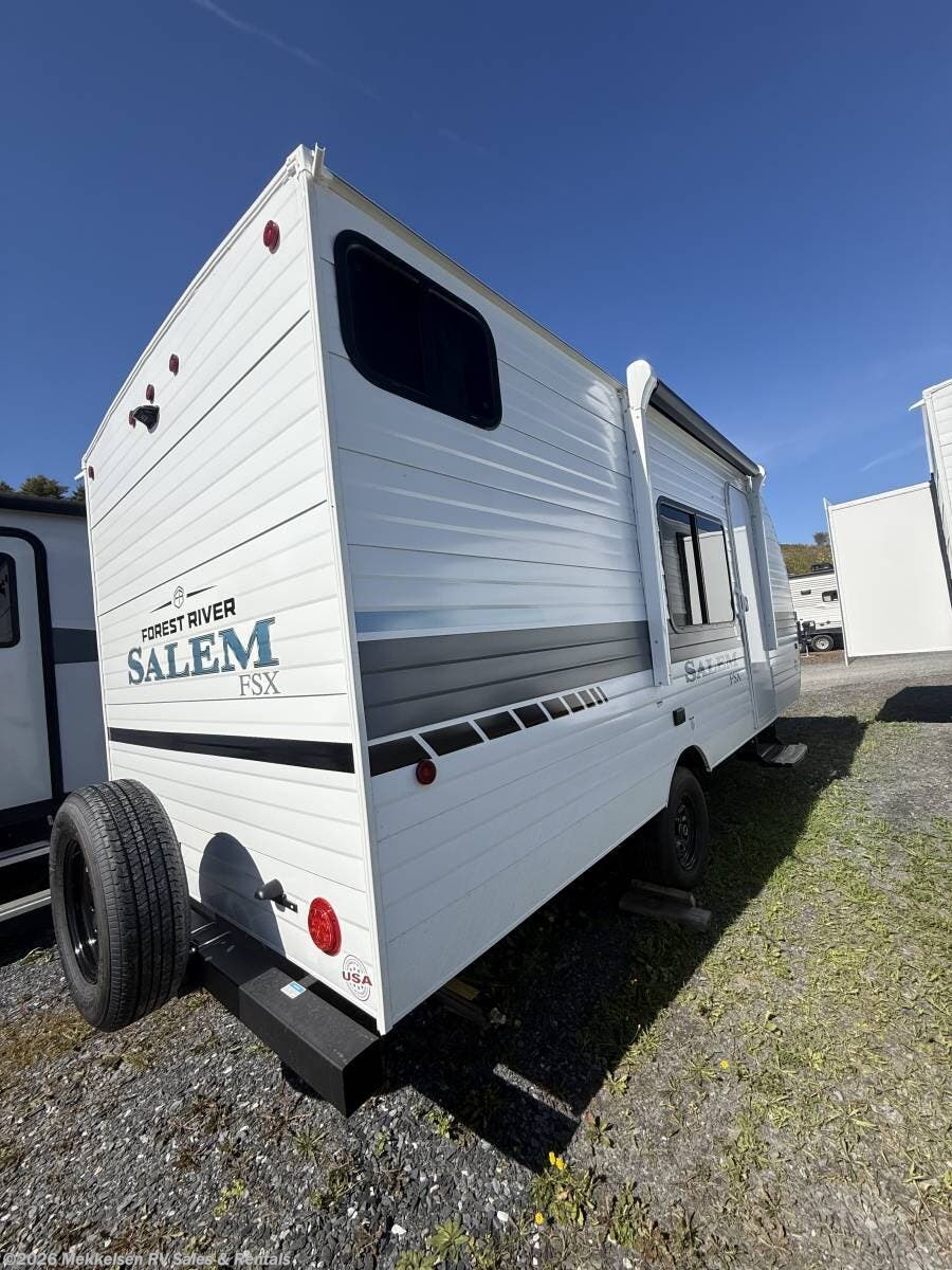 2027 Salem 174DBLE by Forest River from Mekkelsen RV Sales & Rentals in East Montpelier, Vermont