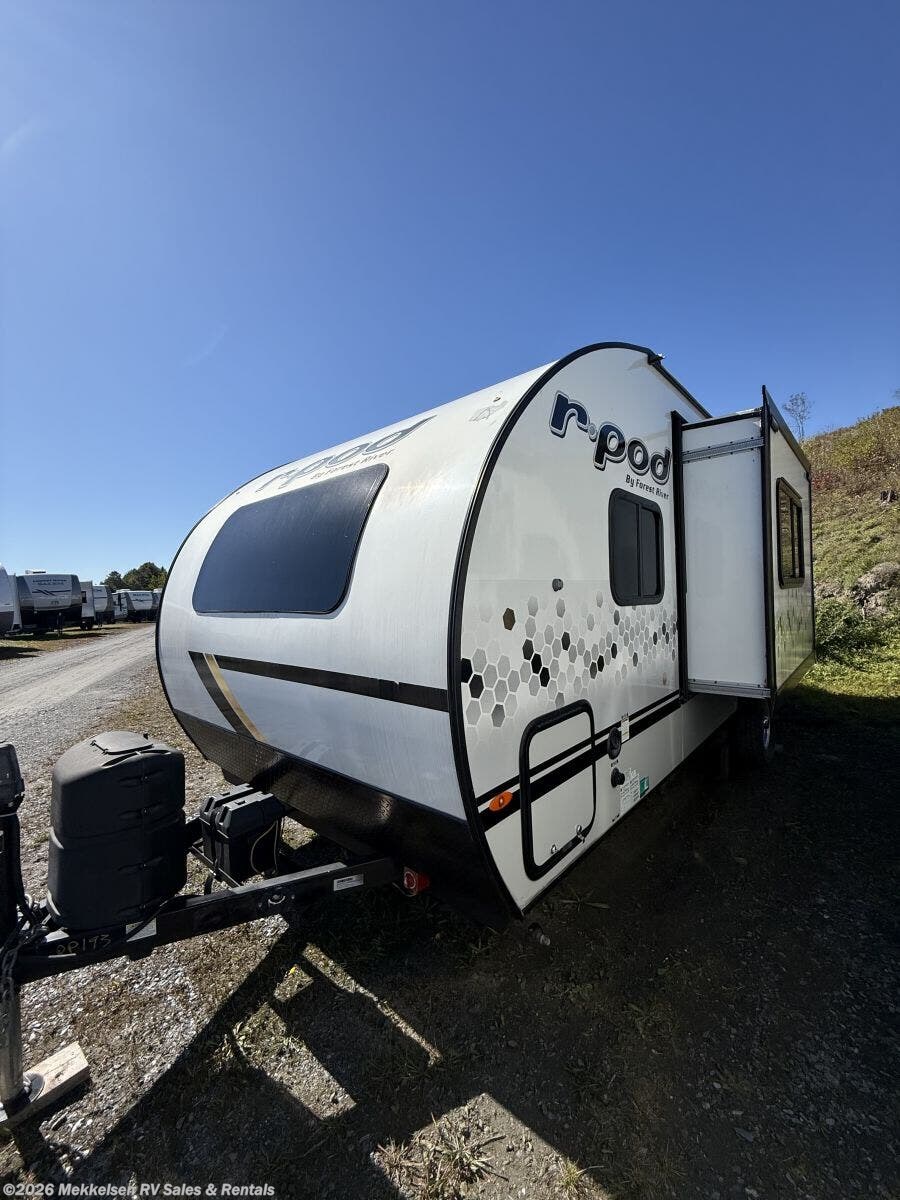 2021 Forest River R-Pod 193 - Used Travel Trailer For Sale by Mekkelsen RV Sales & Rentals in East Montpelier, Vermont