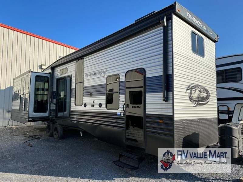 2022 Forest River Timberwolf 39DL RV for Sale in Willow Street, PA