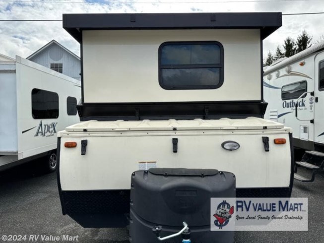 2017 Flagstaff Hard Side High Wall Series 21FKHW by Forest River from RV Value Mart in Willow Street, Pennsylvania