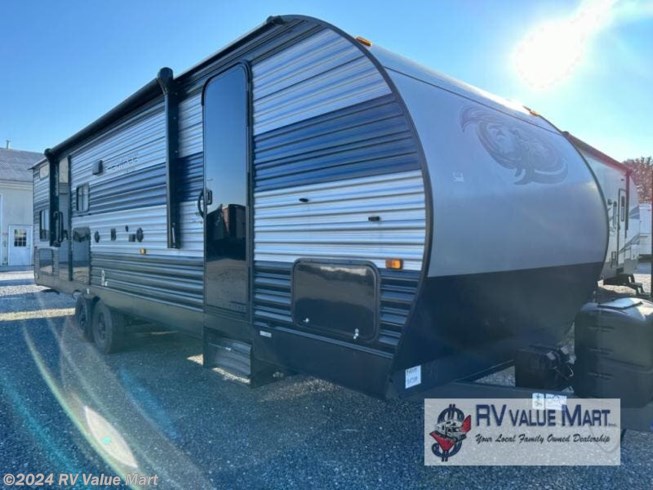 Used 2022 Forest River Cherokee 264DBH available in Willow Street, Pennsylvania