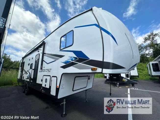 New 2024 Forest River Cherokee Arctic Wolf 321BH available in Willow Street, Pennsylvania