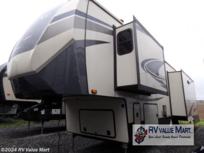 2020 Sandpiper 321RL by Forest River from RV Value Mart in Willow Street, Pennsylvania