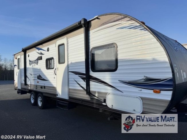 Used 2017 Forest River Wildwood X-Lite 262BHXL available in Willow Street, Pennsylvania