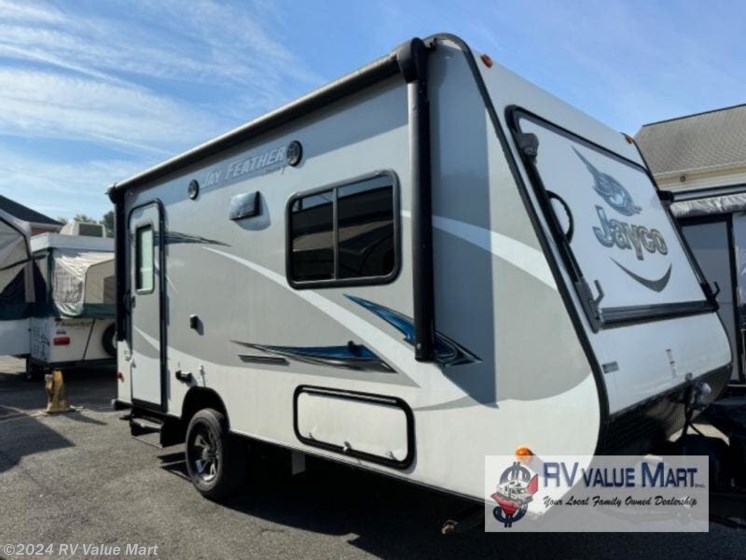 Used 2017 Jayco Jay Feather 7 16XRB available in Willow Street, Pennsylvania