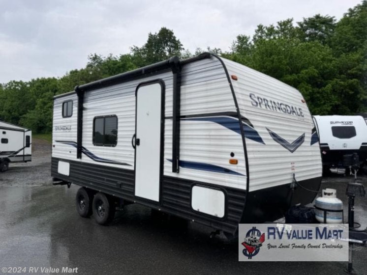 Used 2022 Keystone Springdale Mini 2010BH available in Willow Street, Pennsylvania