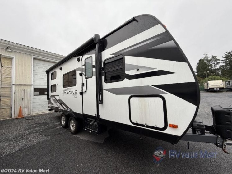 Used 2021 Grand Design Imagine XLS 21BHE available in Willow Street, Pennsylvania