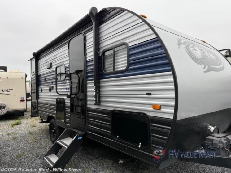 Used 2022 Forest River Cherokee Wolf Pup 17JG available in Willow Street, Pennsylvania