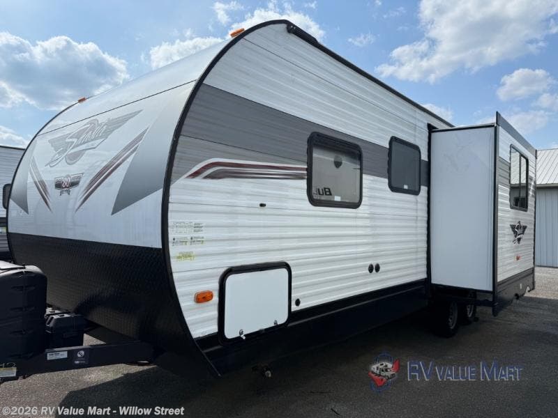 Used 2022 Shasta Shasta 25RB available in Willow Street, Pennsylvania