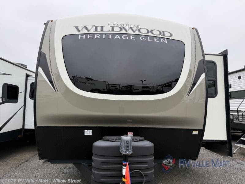 Used 2023 Forest River Wildwood Heritage Glen 270FKS available in Willow Street, Pennsylvania