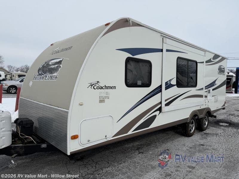 Used 2013 Coachmen Freedom Express 237RBS available in Willow Street, Pennsylvania