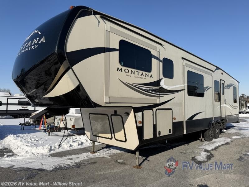 Used 2017 Keystone Montana High Country 375FL available in Willow Street, Pennsylvania