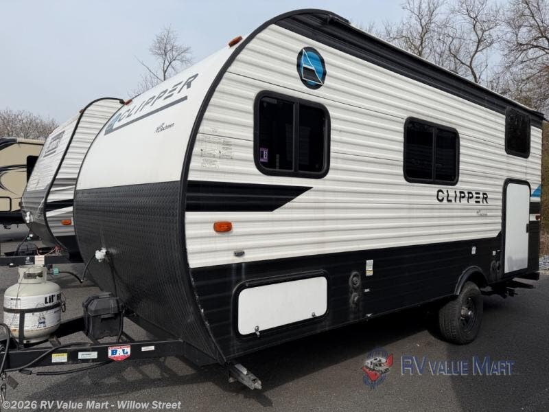 Used 2020 Coachmen Clipper Ultra-Lite 17BH available in Willow Street, Pennsylvania