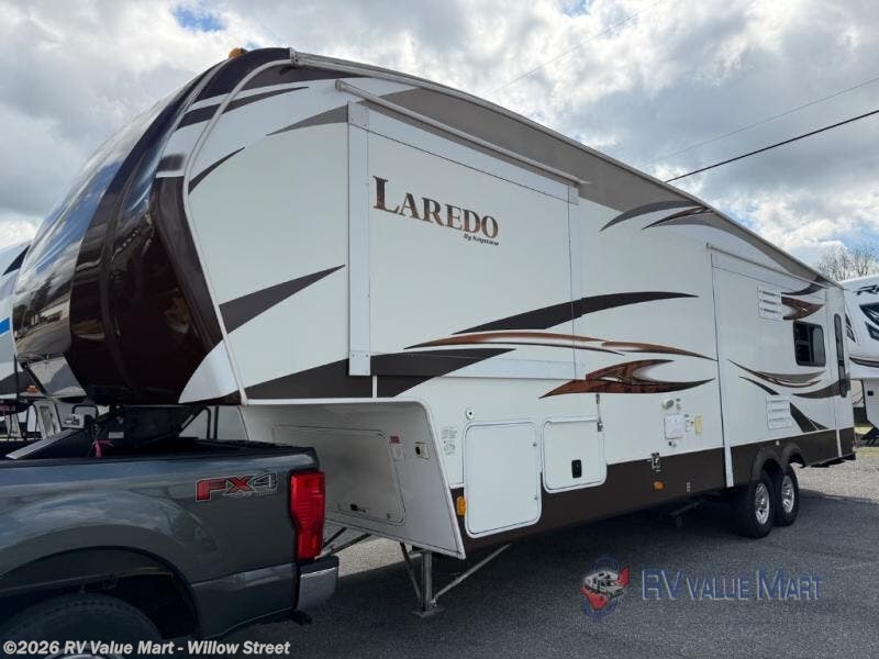 Used 2014 Keystone Laredo 292RL available in Willow Street, Pennsylvania