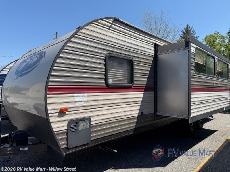 Used 2018 Forest River Cherokee Grey Wolf 26DBH available in Willow Street, Pennsylvania