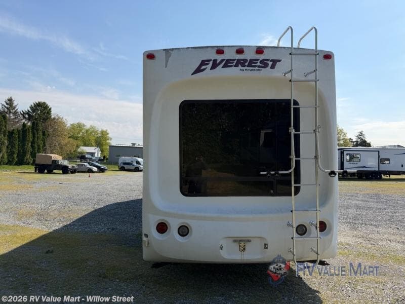 Used 2008 Keystone Everest 344J available in Willow Street, Pennsylvania