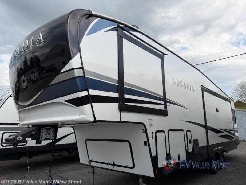 Used 2023 Keystone Arcadia Super Lite 332SLRL available in Willow Street, Pennsylvania