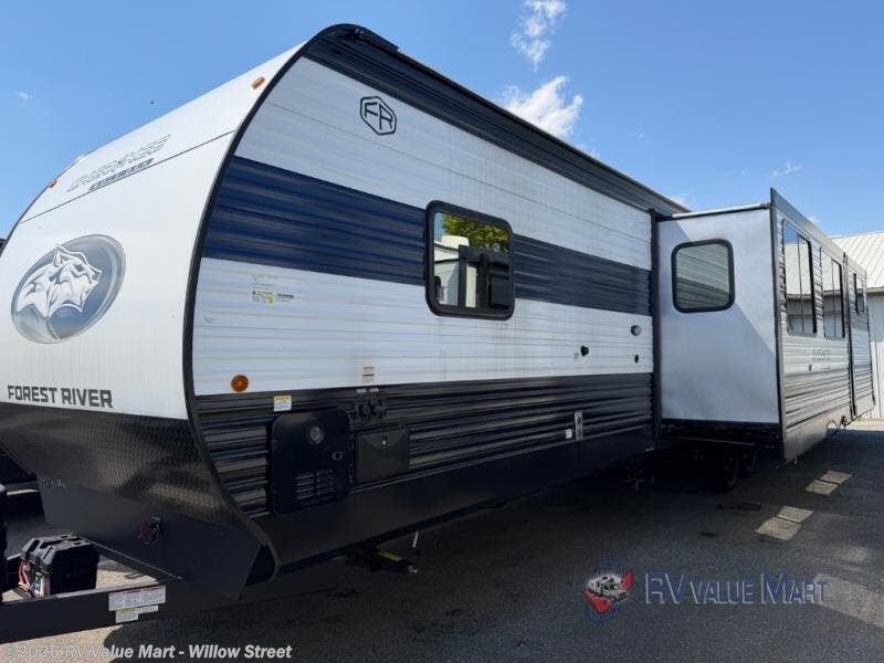 Used 2025 Forest River Cherokee Wolf Den 304SR available in Willow Street, Pennsylvania