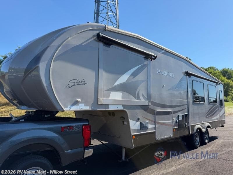 Used 2016 Shasta Phoenix 32RE available in Willow Street, Pennsylvania