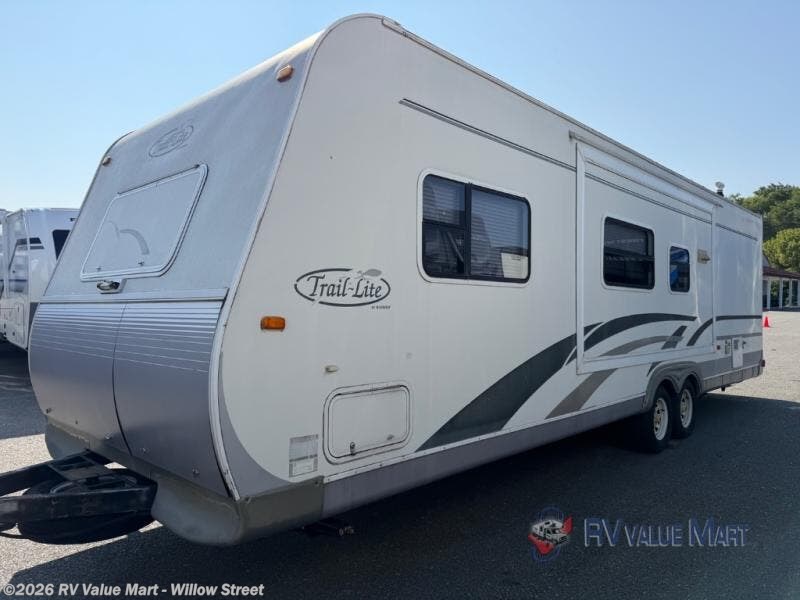 Used 2005 R-Vision Trail Lite 8304 S available in Willow Street, Pennsylvania