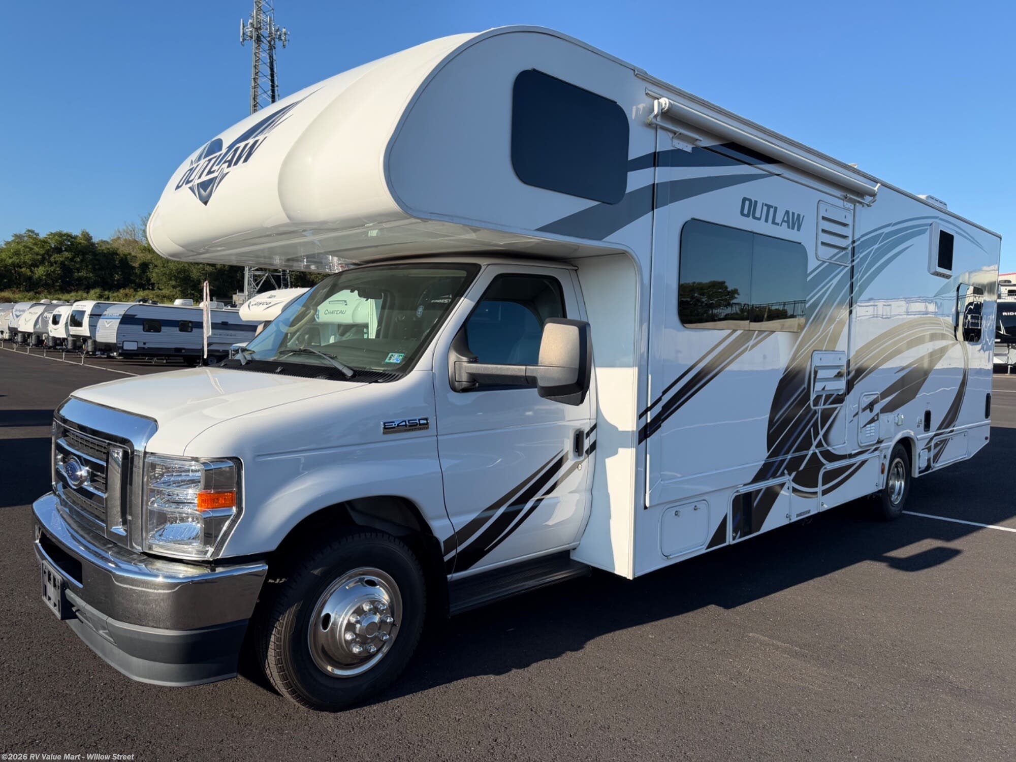 Used 2022 Thor Motor Coach Outlaw 29J available in Willow Street, Pennsylvania