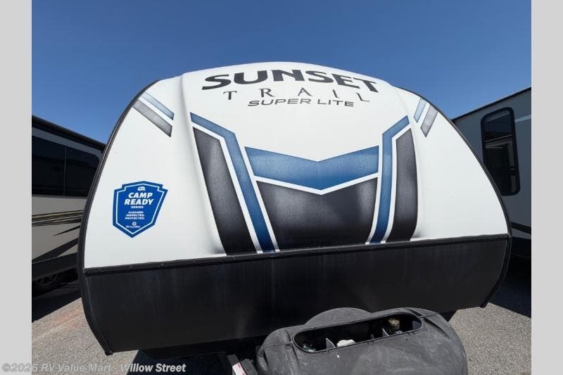 2021 CrossRoads Sunset Trail Super Lite 253RB - Used Travel Trailer For Sale by RV Value Mart - Willow Street in Willow Street, Pennsylvania
