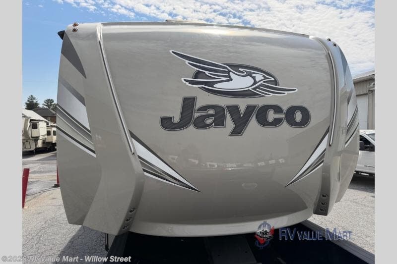 2019 Jayco Eagle HT 30.5 MBOK - Used Fifth Wheel For Sale by RV Value Mart - Willow Street in Willow Street, Pennsylvania