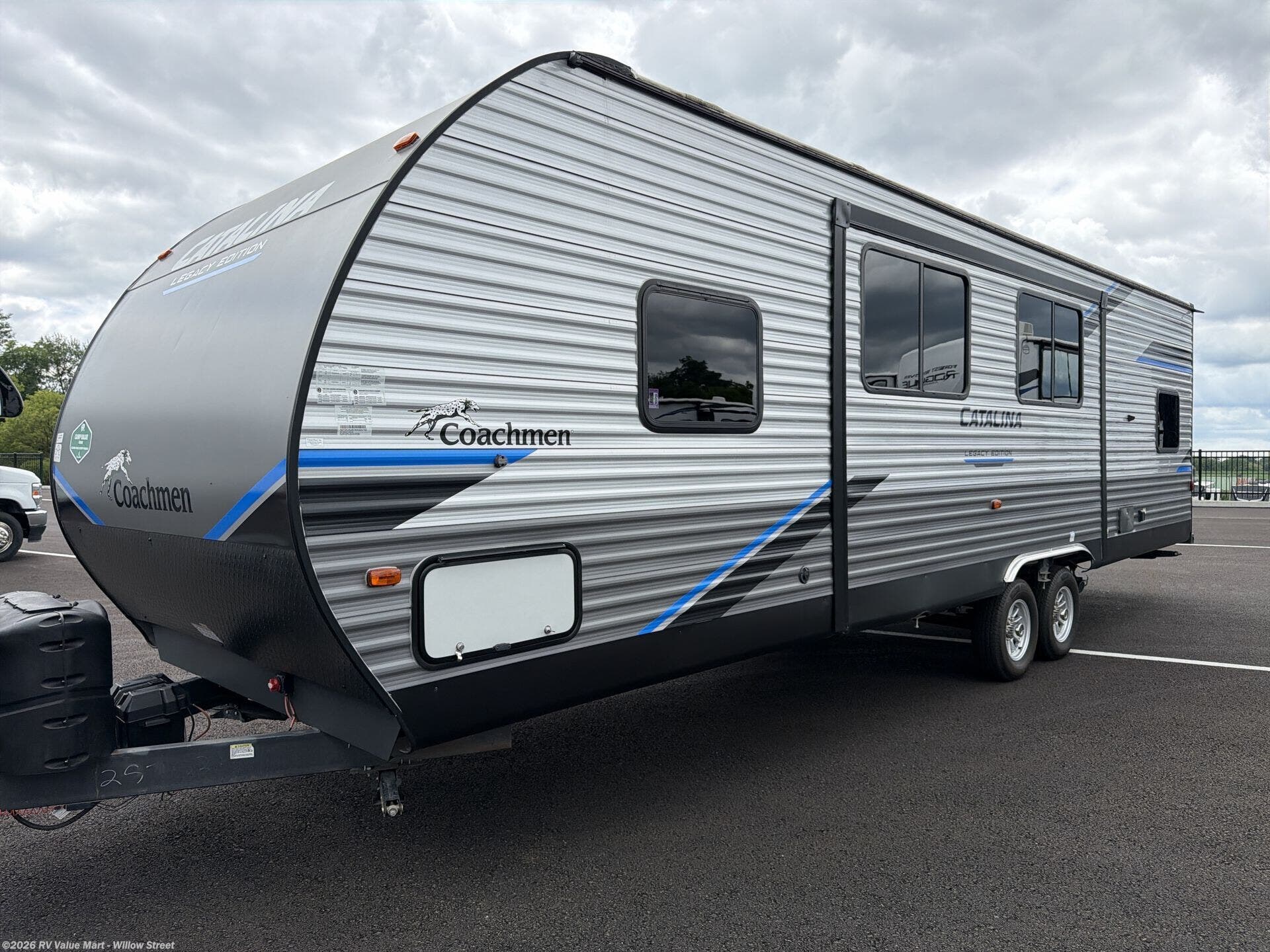 Used 2022 Forest River Catalina 293QBCK available in Willow Street, Pennsylvania