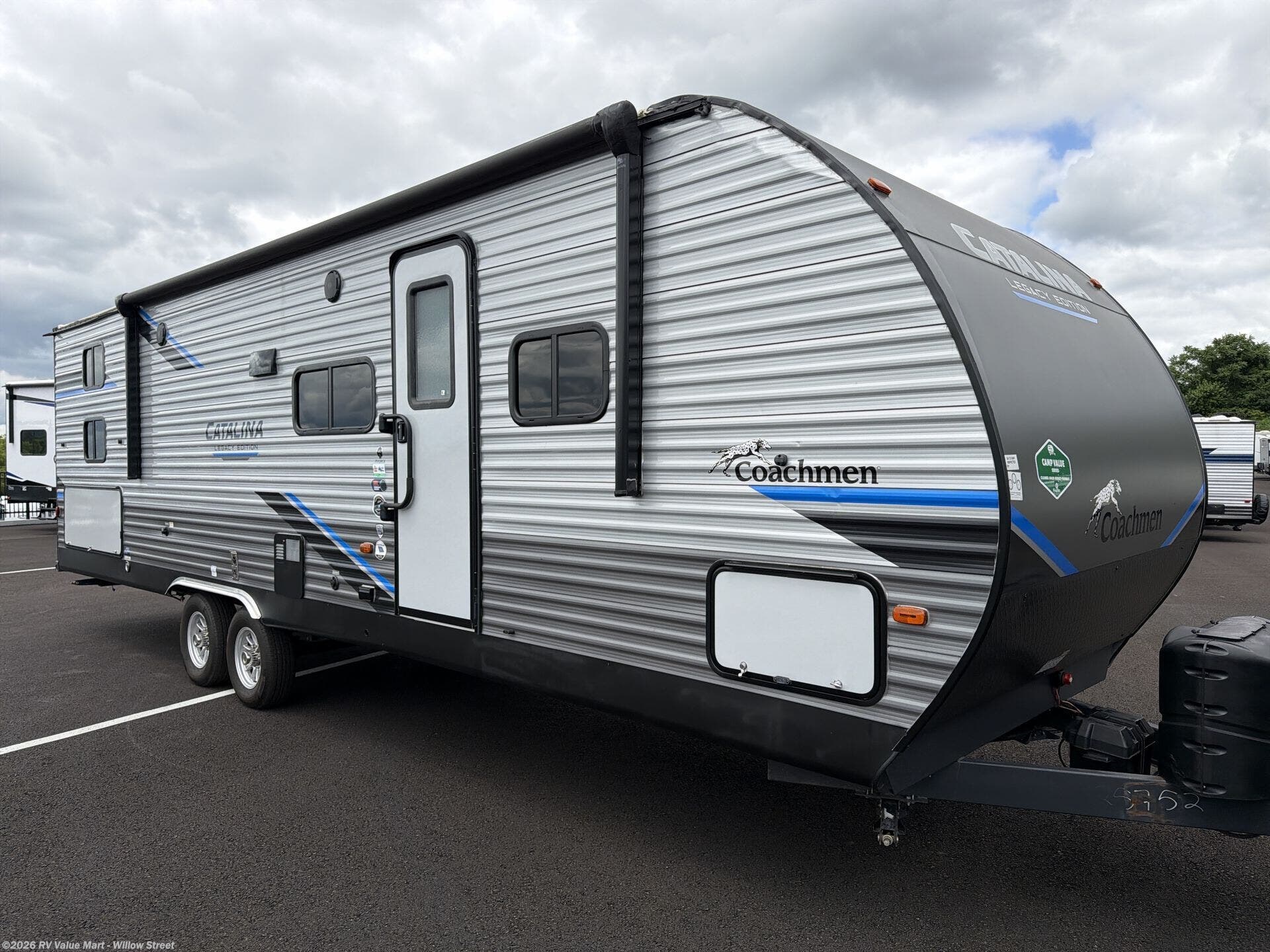 2022 Forest River Catalina 293QBCK - Used Travel Trailer For Sale by RV Value Mart - Willow Street in Willow Street, Pennsylvania