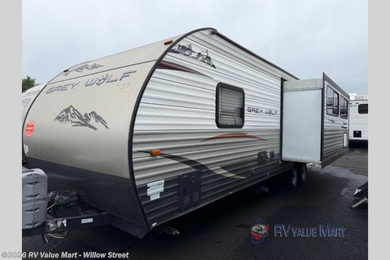2015 Cherokee Grey Wolf 26RL by Forest River from RV Value Mart - Willow Street in Willow Street, Pennsylvania