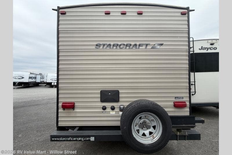 Used 2016 Starcraft AR-ONE MAXX 25BHS available in Willow Street, Pennsylvania