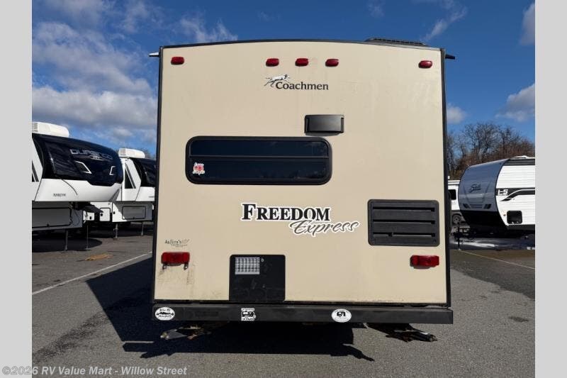 Used 2017 Coachmen Freedom Express Ultra Lite 246RKS available in Willow Street, Pennsylvania