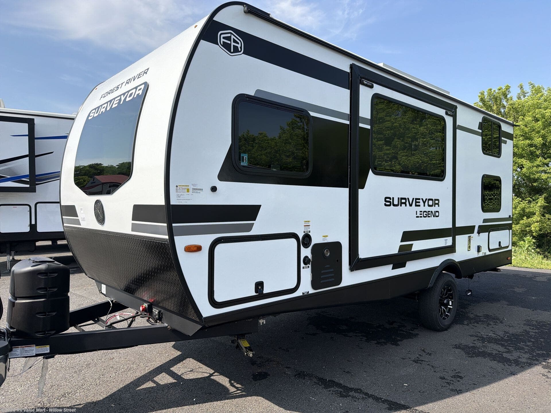 New 2027 Forest River Surveyor 19BHLE available in Willow Street, Pennsylvania