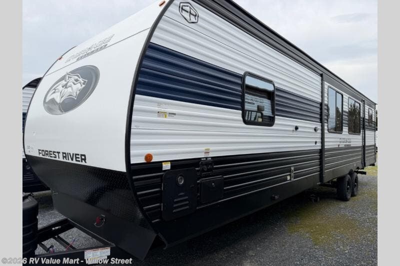 2026 Cherokee Wolf Den 304SR by Forest River from RV Value Mart - Willow Street in Willow Street, Pennsylvania
