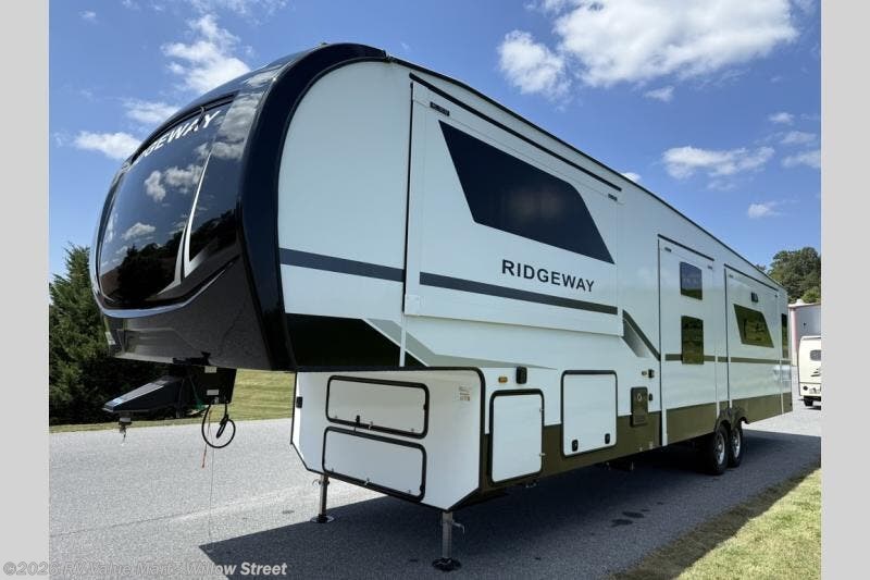 2026 Ridgeway 36MB by K-Z from RV Value Mart - Willow Street in Willow Street, Pennsylvania