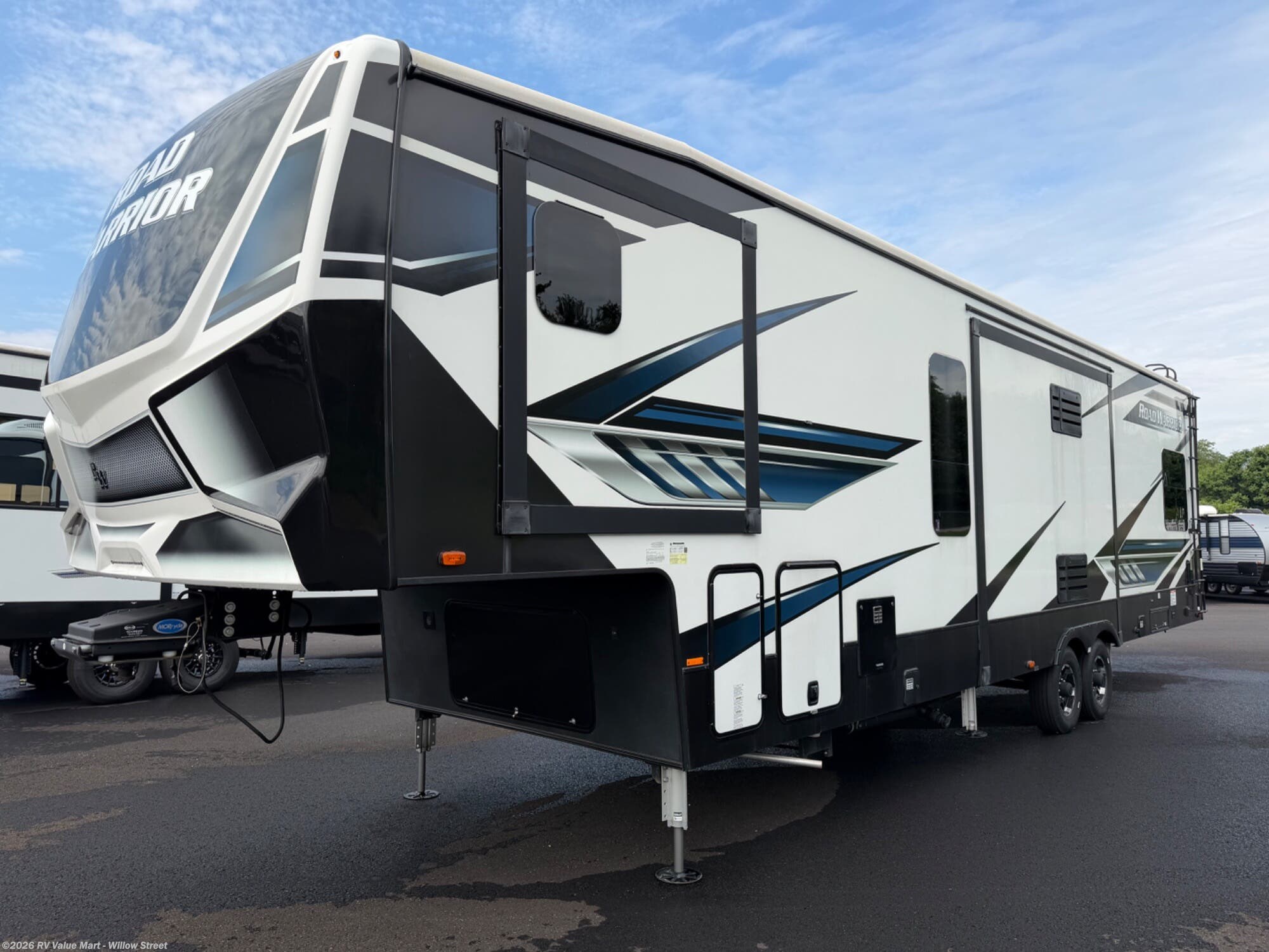 Used 2022 Heartland Road Warrior Toy Hauler Series 351 available in Willow Street, Pennsylvania