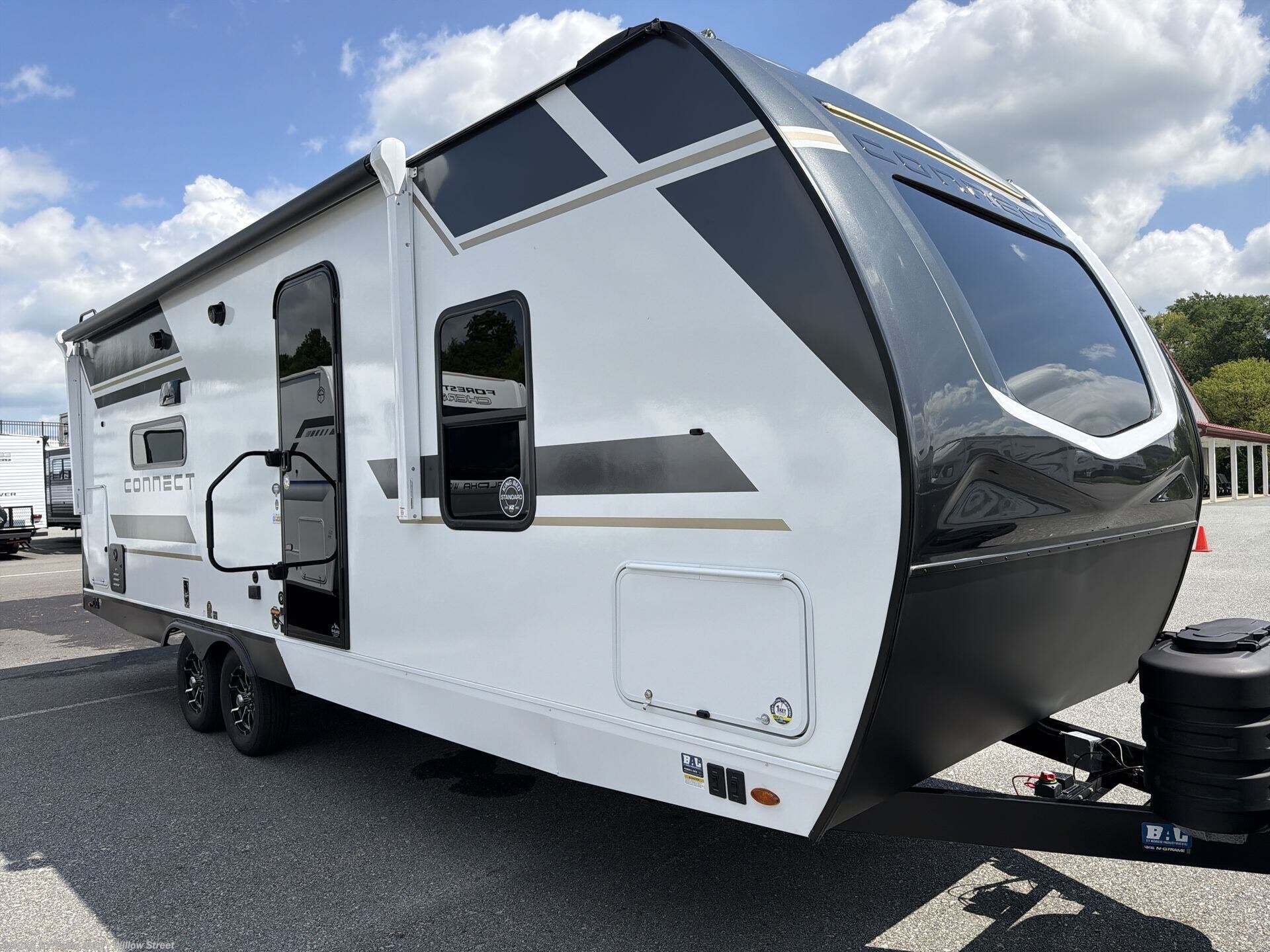 2027 K-Z Connect C241RLK - New Travel Trailer For Sale by RV Value Mart - Willow Street in Willow Street, Pennsylvania