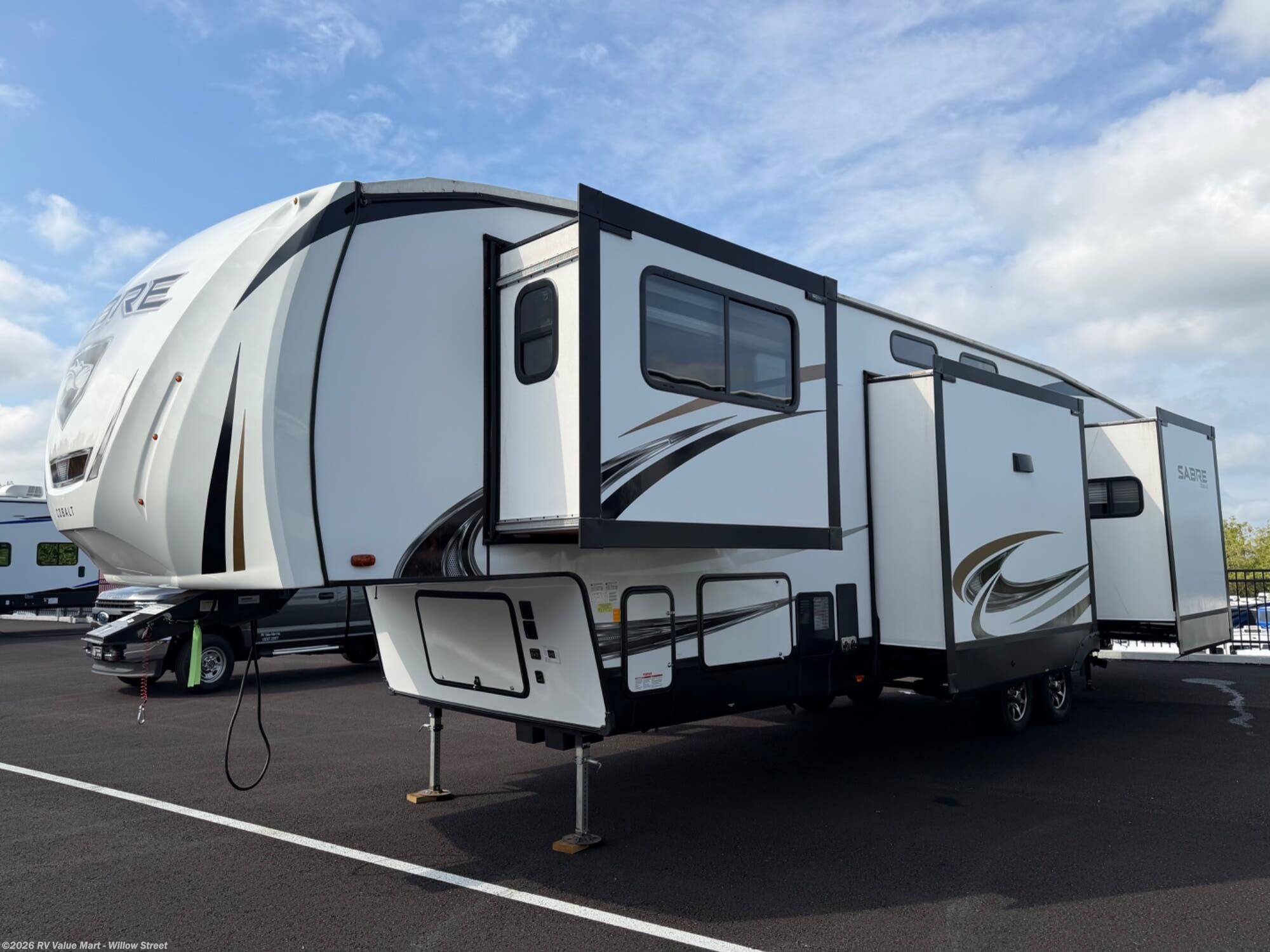 2021 Sabre 39FLH by Forest River from RV Value Mart - Willow Street in Willow Street, Pennsylvania