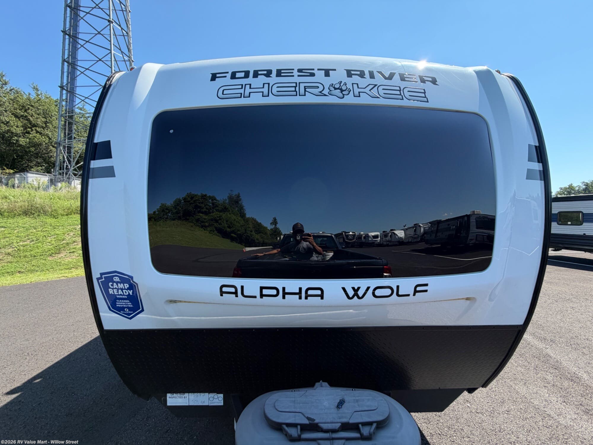 2025 Forest River Cherokee ALHA WOLF 33BHL - Used Travel Trailer For Sale by RV Value Mart - Willow Street in Willow Street, Pennsylvania
