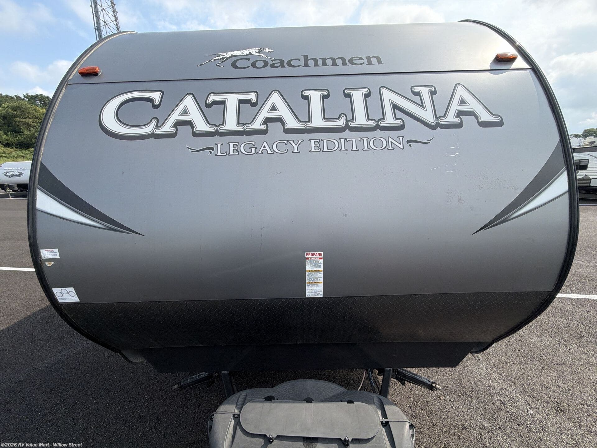 2018 Catalina 323BHDSCK by Forest River from RV Value Mart - Willow Street in Willow Street, Pennsylvania