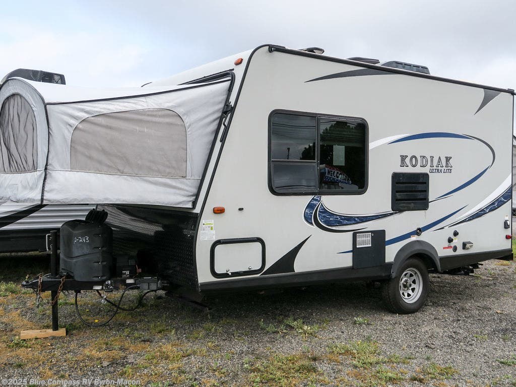 2018 Dutchmen Kodiak Ultra Lite Expandable 172E RV for Sale in Byron