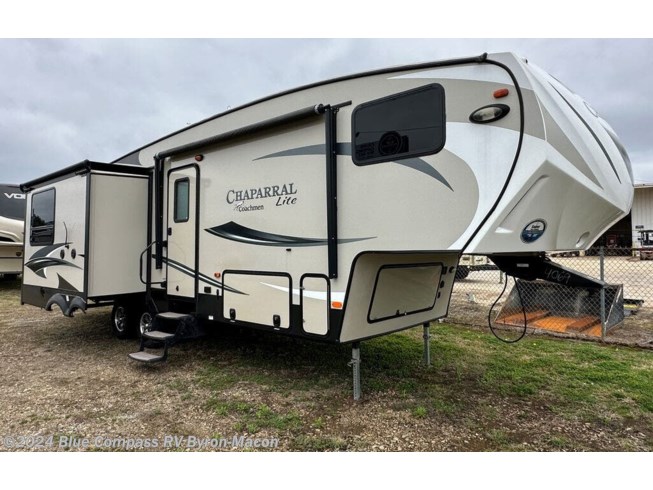 2016 Chaparral Lite 29MKS by Coachmen from Blue Compass RV Byron-Macon in Byron, Georgia