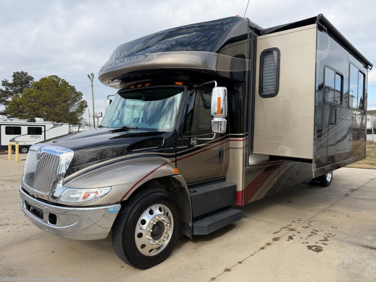 Used 2008 Gulf Stream SuperNova Super Nova 6331 available in Byron, Georgia
