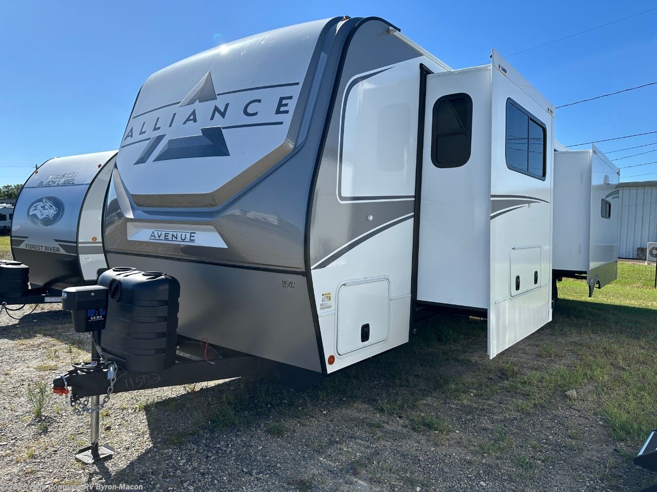 New 2026 Alliance RV Avenue 332RL available in Byron, Georgia