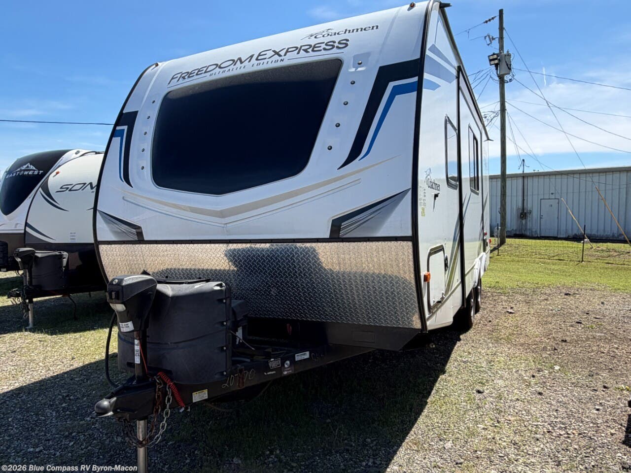 Used 2022 Coachmen Freedom Express Ultra Lite 238BHS available in Byron, Georgia